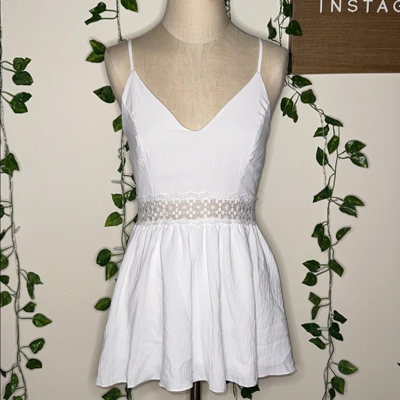 Windsor Pants - Windsor Short White Lacey Flowy Romper